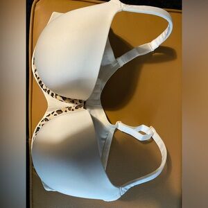 Cacique Smooth Boost Plunge bra (Lane Bryant)